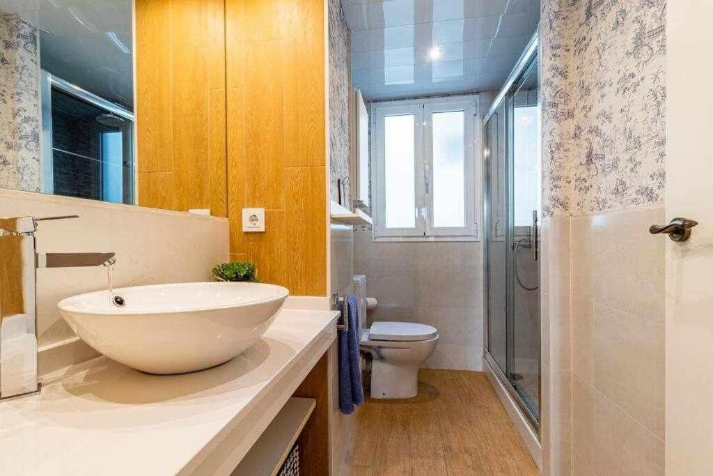 Apartamento 3 En Estadio Del Sevilla 8 Plazas Y M Buitenkant foto