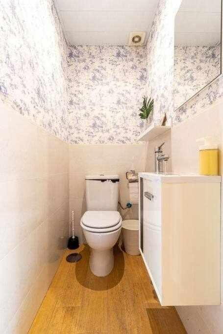 Apartamento 3 En Estadio Del Sevilla 8 Plazas Y M Buitenkant foto