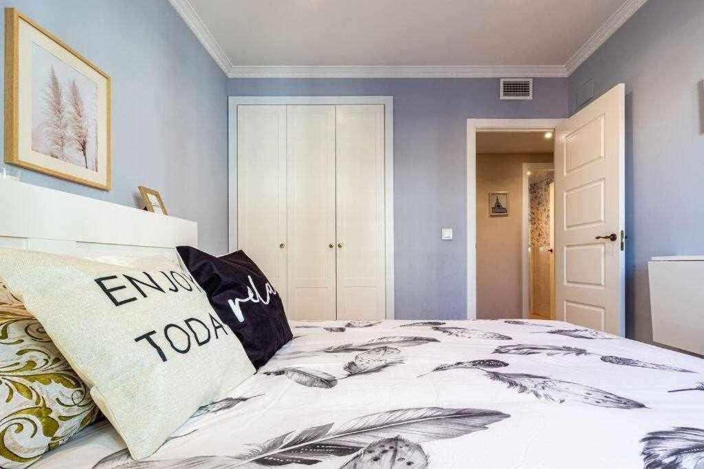 Apartamento 3 En Estadio Del Sevilla 8 Plazas Y M Buitenkant foto