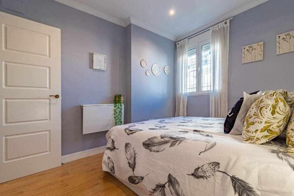 Apartamento 3 En Estadio Del Sevilla 8 Plazas Y M Buitenkant foto